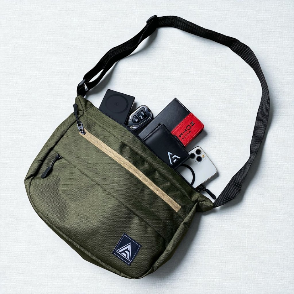 Kapasitas AFLAH Sling Bag warna army