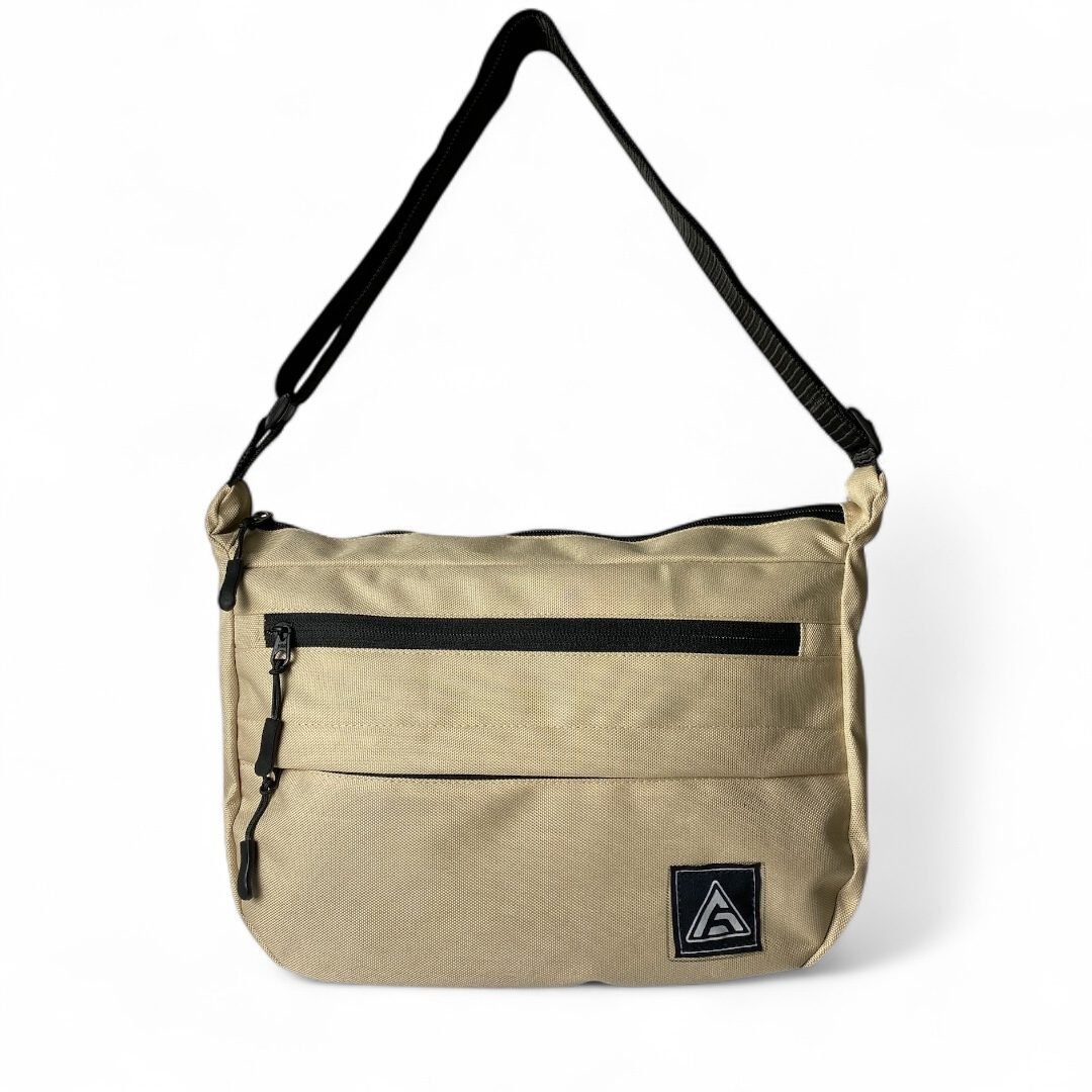 AFLAH Sling Bag warna Cream